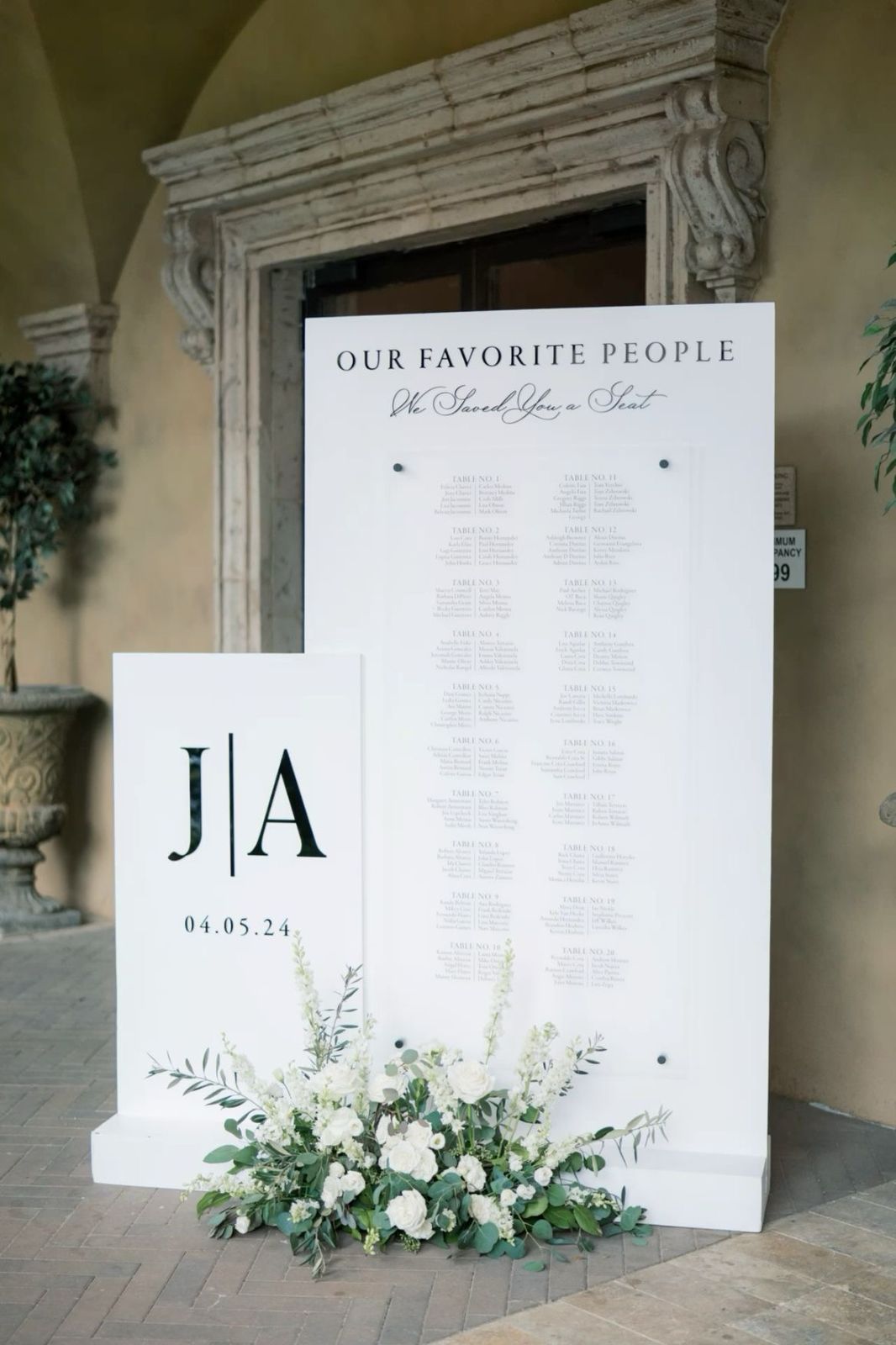 Acrylic seating chart